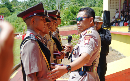MELAYANI DENGAN TULUS DAN IKHLAS