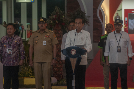 PRESIDEN RESMIKAN TERMINAL TINGKIR SALATIGA