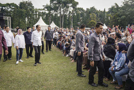 PRESIDEN KUNJUNGI PASAR RAKYAT KOTA MALANG