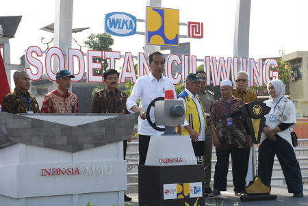 PRESIDEN RESMIKAN SODETAN KALI CILIWUNG