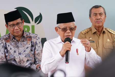 HARI DESA ASRI NUSANTARA MOMENTUM JAGA LINGKUNGAN 