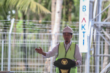 PRESIDEN RESMIKAN PENGOPERASIAN SATRIA 1 DAN BTS 4G BAKTI KOMINFO