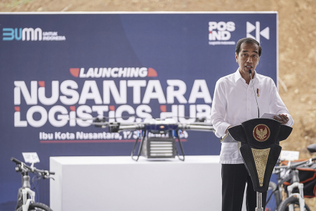 PRESIDEN LUNCURKAN NUSANTARA LOGISTICS HUB POS INDONESIA