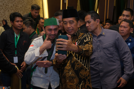 PRESIDEN BUKA KONGRES HMI DI KALBAR