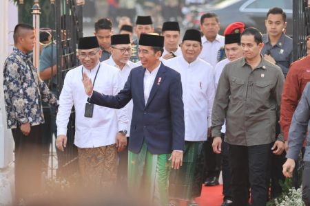 PRESIDEN RI MENGHADIRI APEL HARI SANTRI NASIONAL