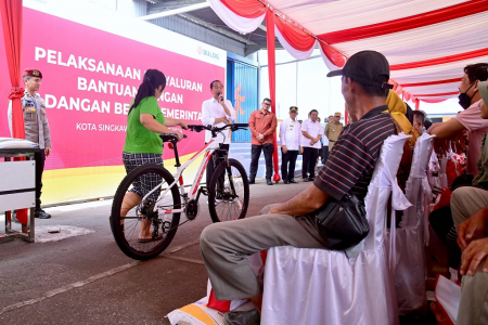 SEPEDA DARI PRESIDEN