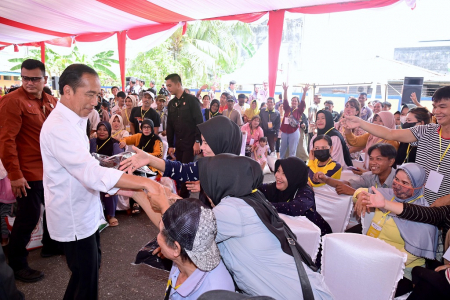 PRESIDEN SAPA MASYARAKAT SINGKAWANG