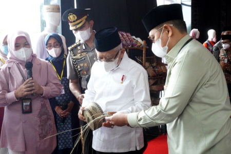 MENGENALKAN BAHAN UPIAH KARANJI
