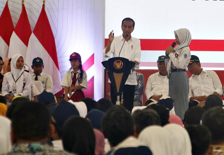 PENYERAHAN BANTUAN PIP di BLORA