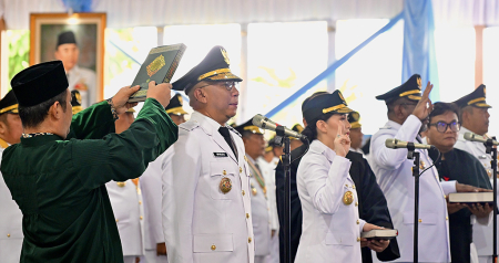 PRESIDEN MELANTIK 961 KEPALA DAERAH