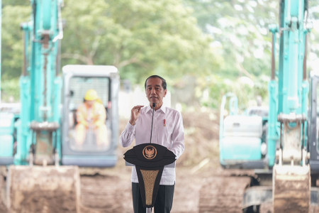 PRESIDEN LETAKKAN BATU PERTAMA KAMPUS II UMP