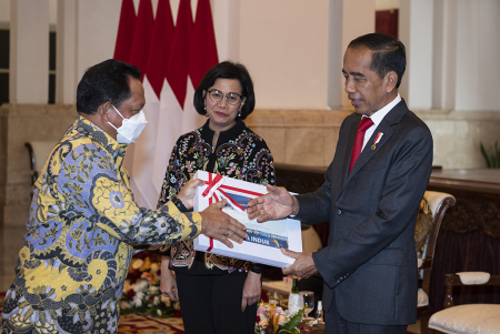 PENYERAHAN DAFTAR ISIAN PELAKSANAAN ANGGARAN