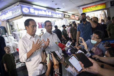 PRESIDEN JOKOWI MENINJAU PASAR TANAH ABANG