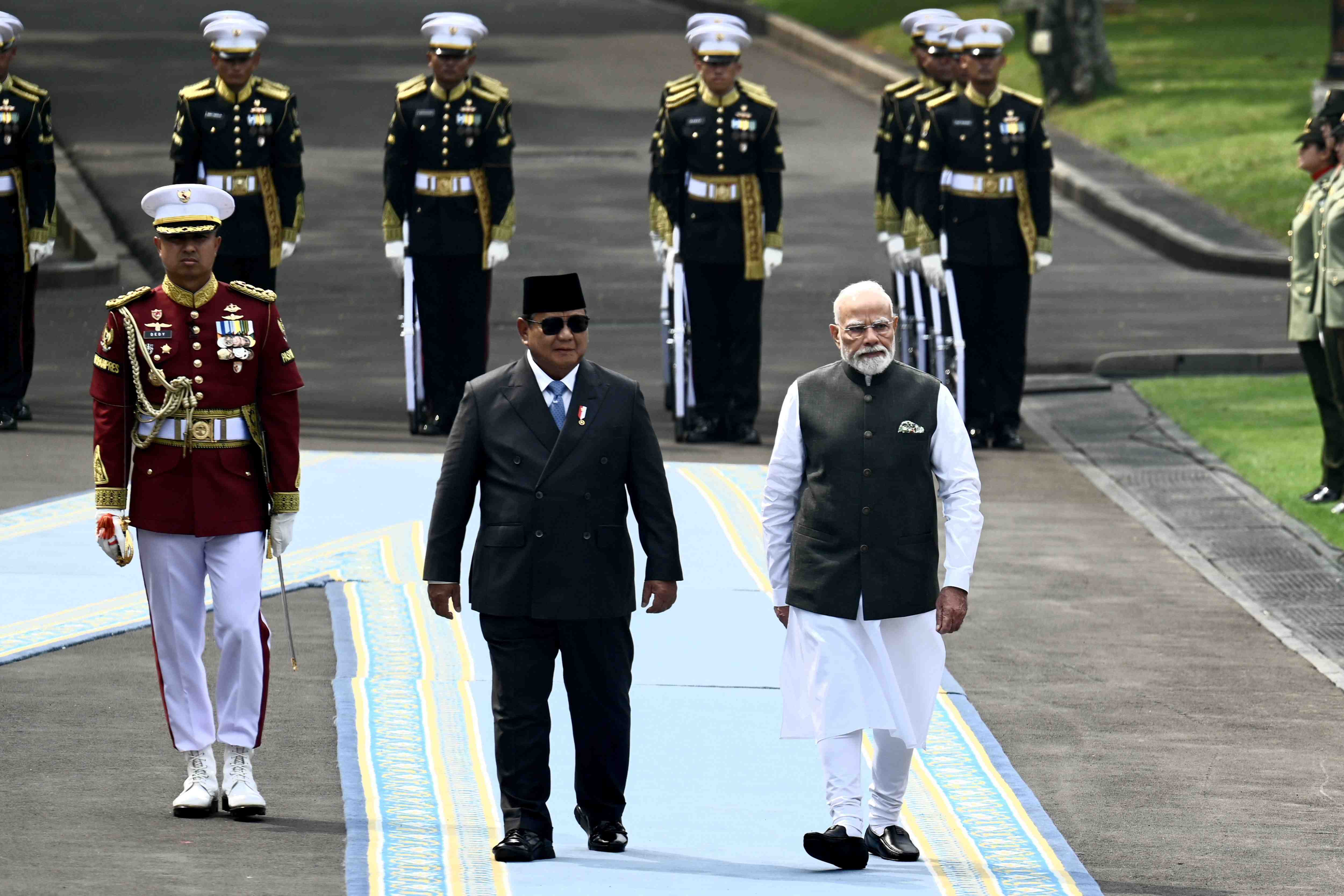 PRESIDEN PRABOWO SAMBUT PERDANA MENTERI INDIA
