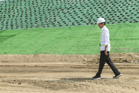 PRESIDEN TINJAU PROYEK TOL IKN