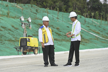 PRESIDEN TINJAU PROYEK TOL IKN