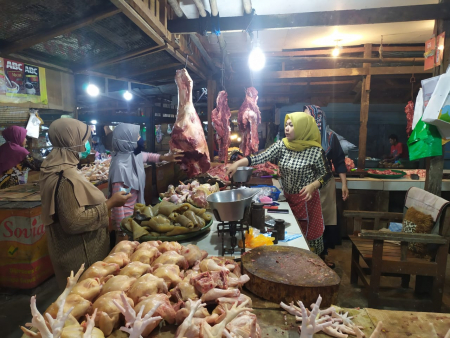 HARGA  DAGING SAPI STABIL