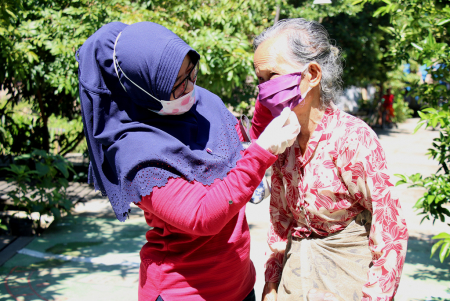 PASANGKAN MASKER