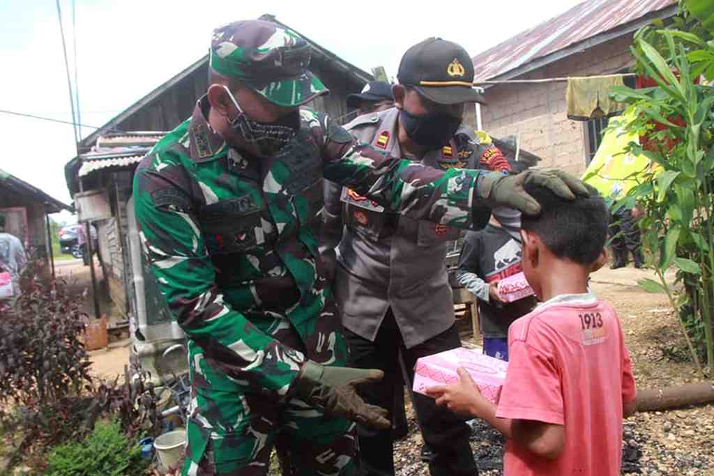 BAGIKAN KONSUMSI GRATIS