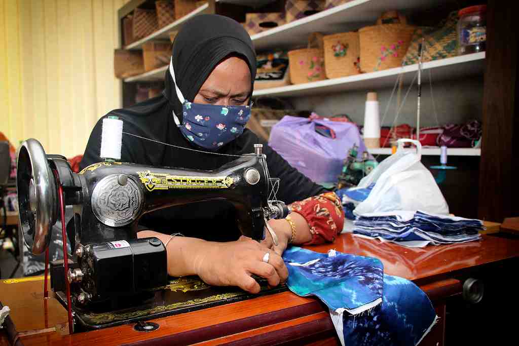 PRODUKSI MASKER NON MEDIS