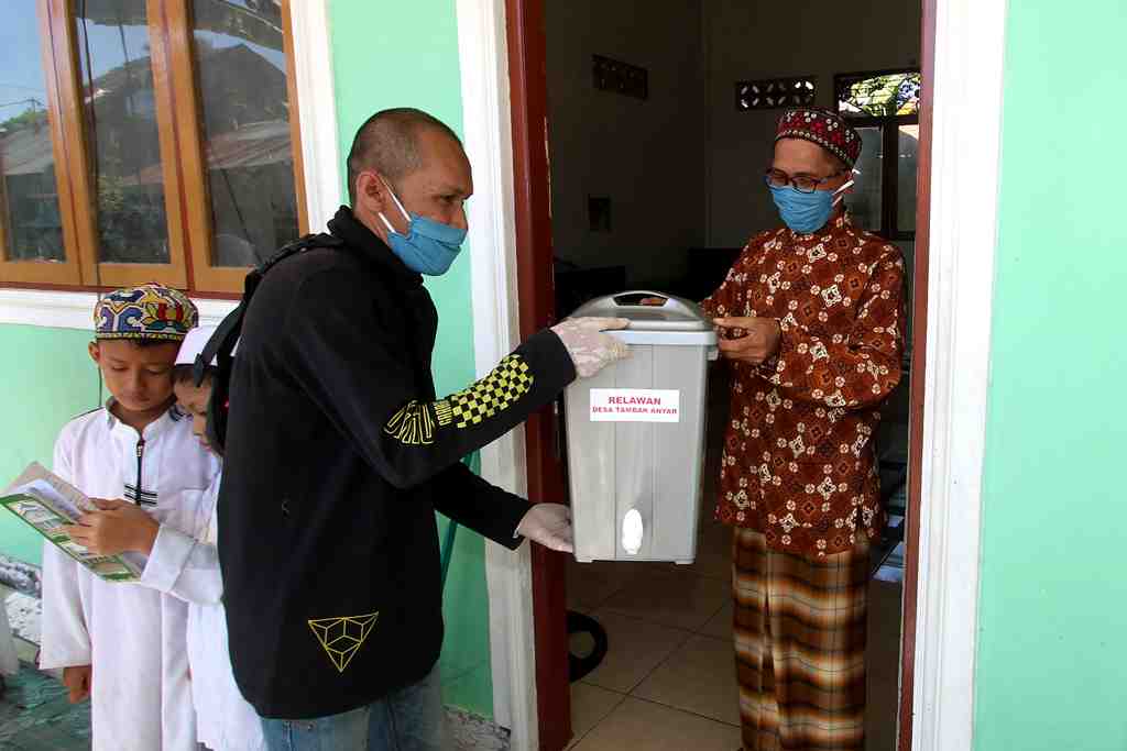 BANTUAN TEMPAT CUCI TANGAN