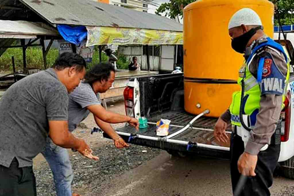 FASILITAS CUCI TANGAN KELILING