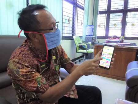 BELANJA PRAKTIS LEWAT PASAR ONLINE
