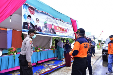 TINJAU POSKO PERBATASAN PENANGANAN COVID 19