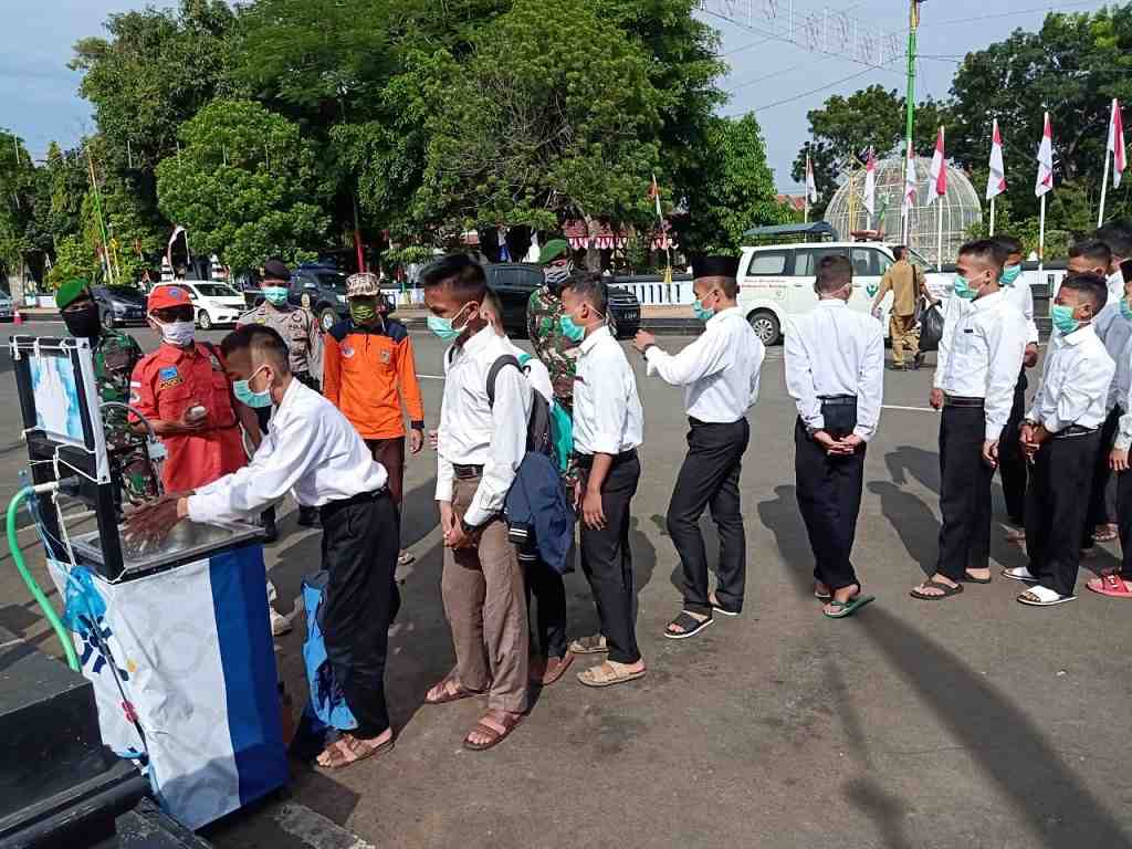 SANTRI GONTOR TIBA di BATANG