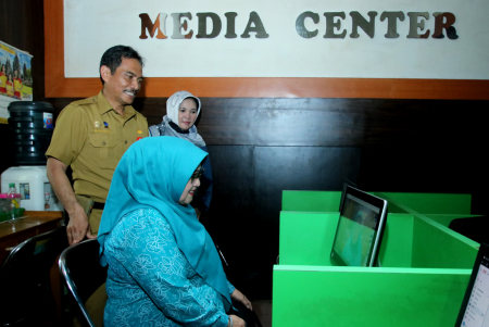 VIDEO CONFERENCE PERKEMBANGAN COVID-19