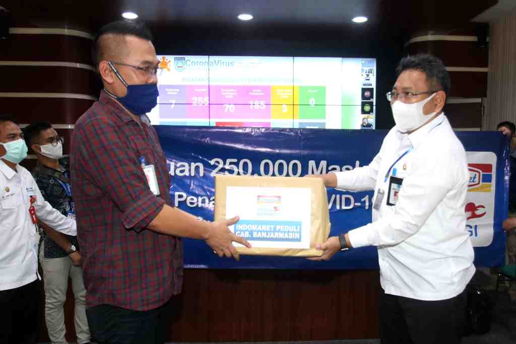 BANTUAN MASKER DAN HAND SANITIZER