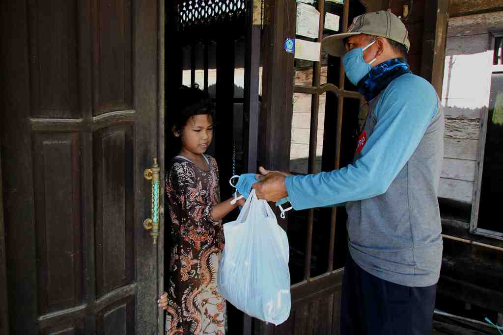 BAGIKAN MASKER