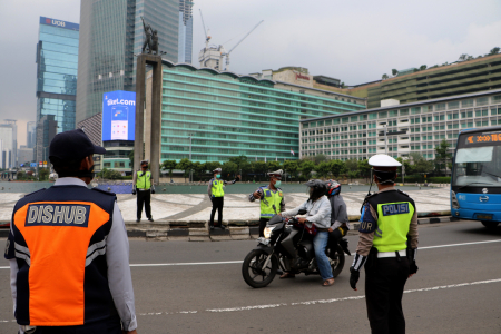 PENGAWASAN MENERAPAN ATURAN PSBB 