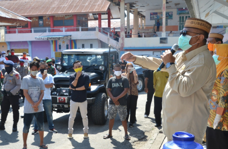 AJAK WARGA PATUHI IMBAUAN PEMERINTAH