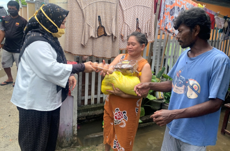 BANTUAN KORBAN BANJIR
