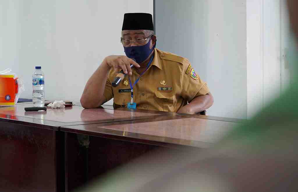 PENYALURAN BANTUAN APD DI SELURUH PUSKESMAS