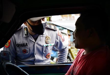 RAZIA PENGEMUDI TIDAK BERMASKER