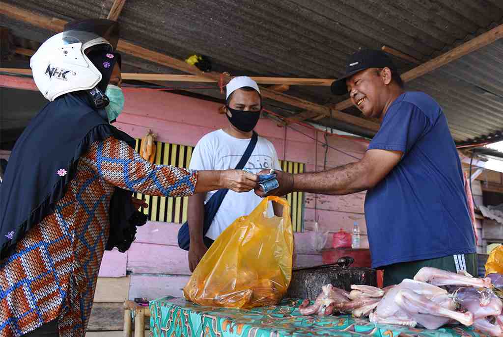 HARGA AYAM KAMPUNG MELONJAK