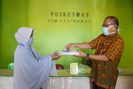 SERAHKAN BANTUAN APD