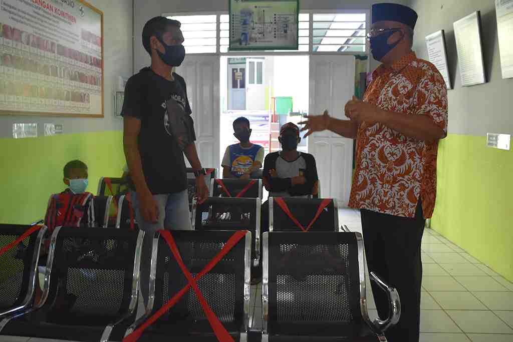 PENTINGNYA SOCIAL DISTANCING