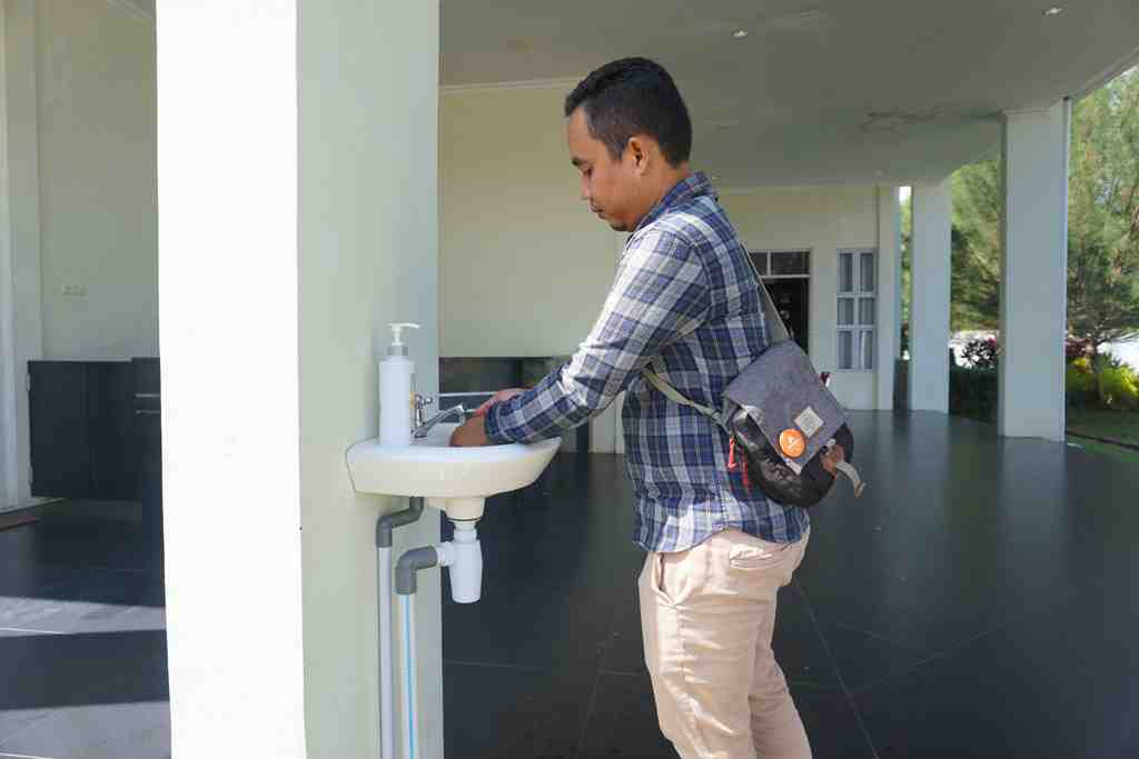 CUCI TANGAN CEGAH COVID-19