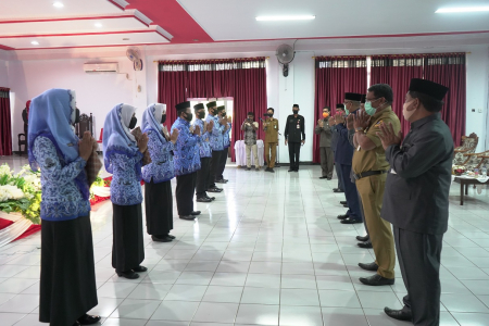  BERSALAMAN DENGAN GERAKAN SUBA