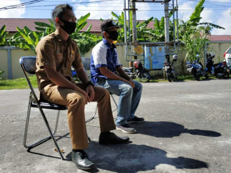 BERJEMUR DI BAWAH SINAR MATAHARI PAGI