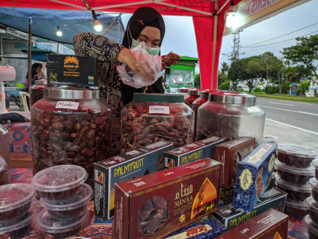 JUAL BUAH KURMA