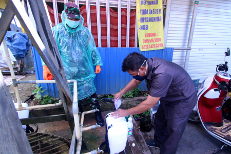 BUAT CAIRAN DISINFEKTAN