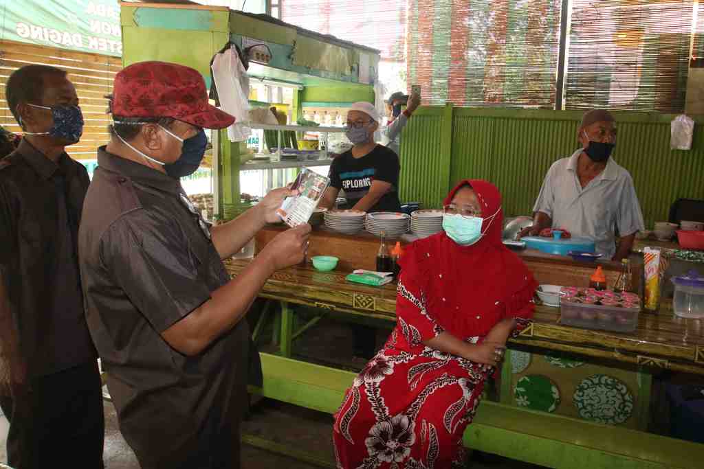 SOSIALISASI CEGAH PENYEBARAN COVID-19