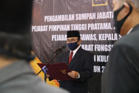 PELANTIKAN PEJABAT KULON PROGO 