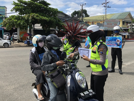 TETAP DI RUMAH SAJA