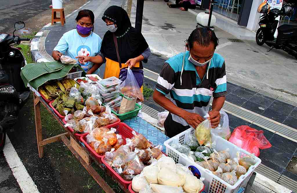 LAYANAN BUNGKUS SIAP SAJI