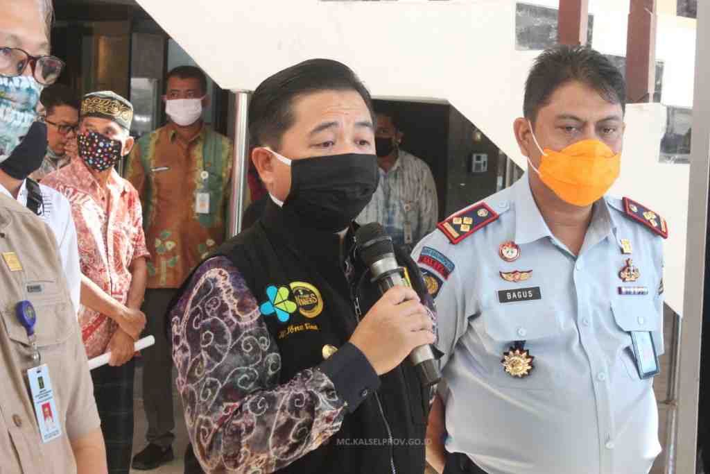 DAMPAK COVID-19
